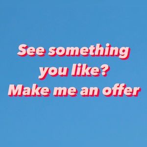 I’ll be happy to accept your reasonable offer!I’ll ship your item the same day!